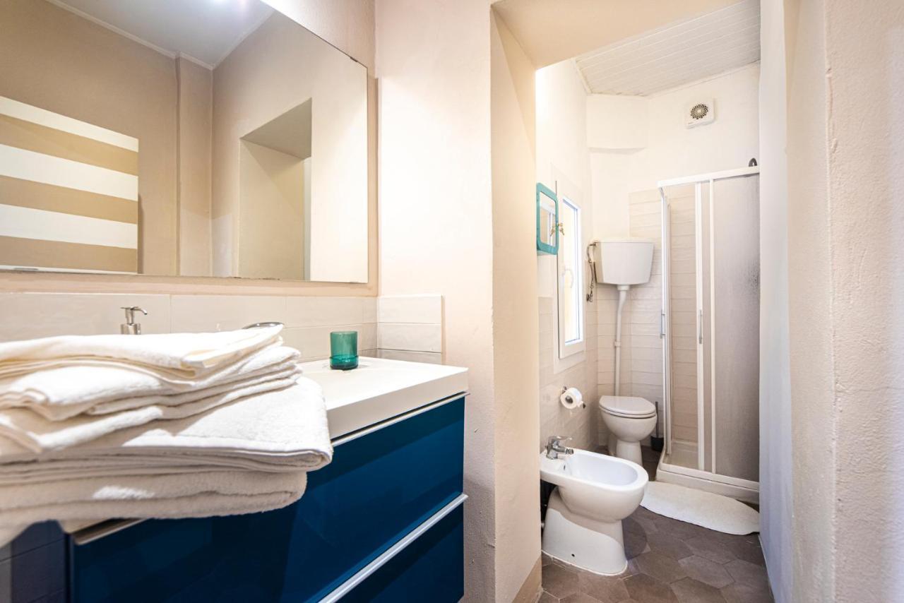 Reggio Center Lovely Apartments レッジョ・エミリア エクステリア 写真