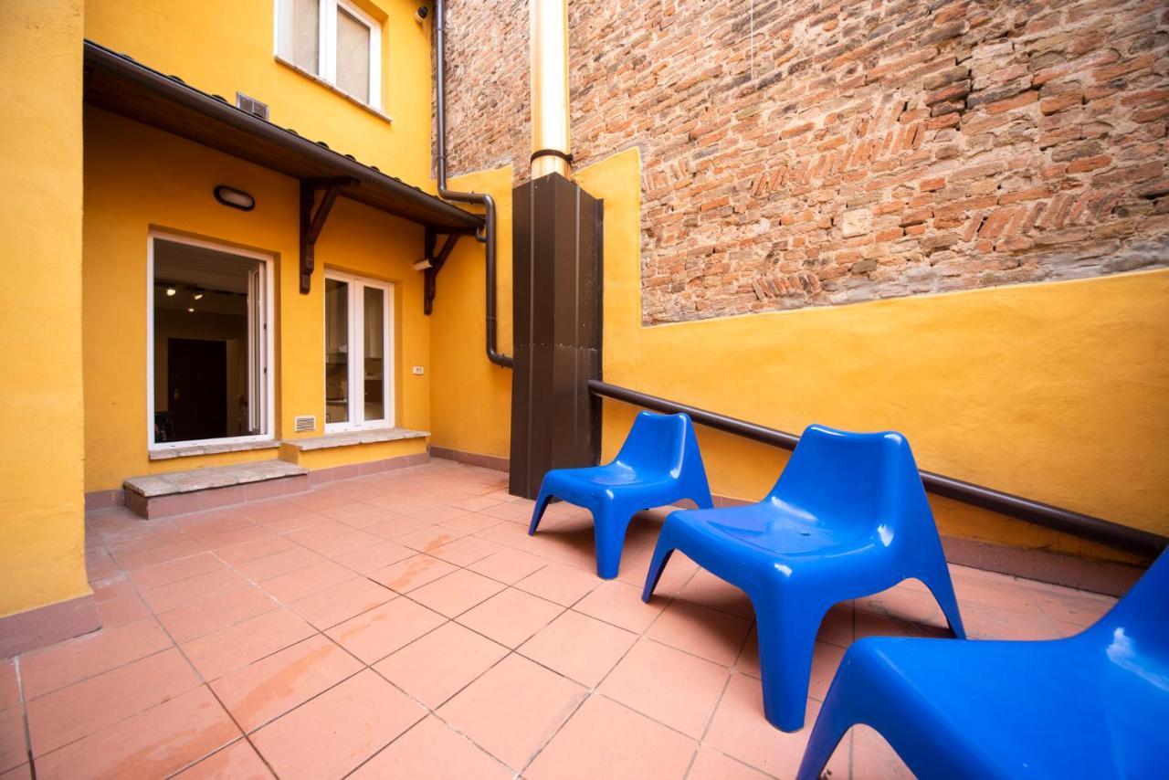 Reggio Center Lovely Apartments レッジョ・エミリア エクステリア 写真