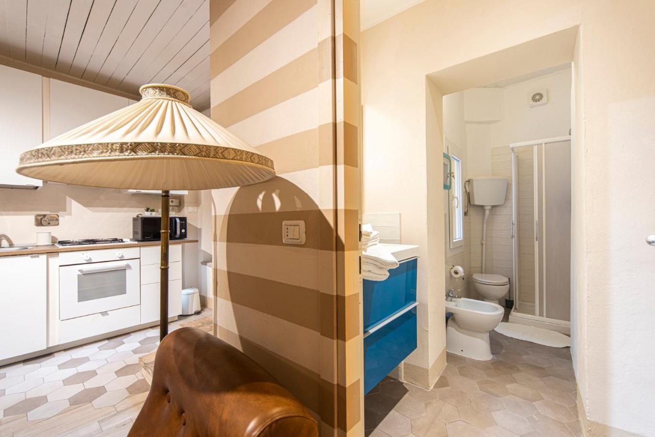 Reggio Center Lovely Apartments レッジョ・エミリア エクステリア 写真