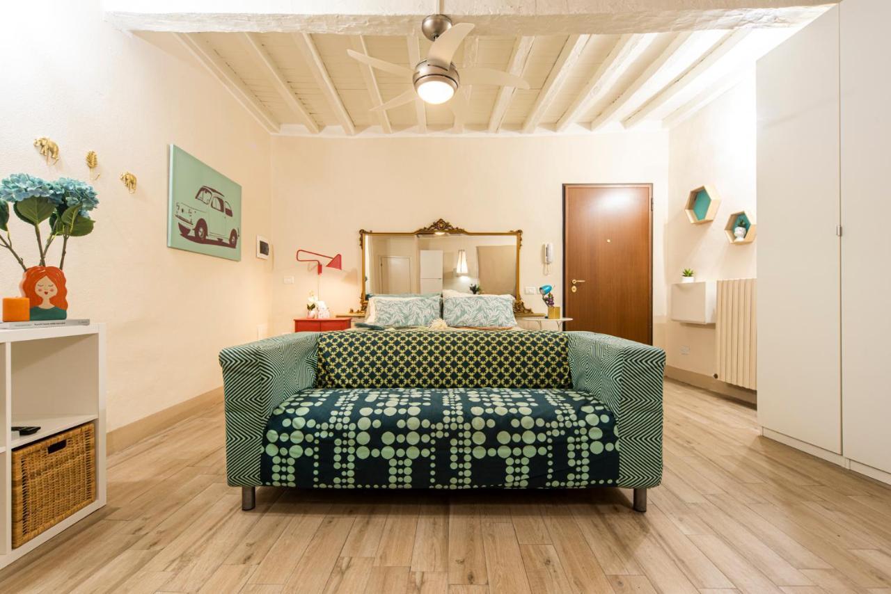 Reggio Center Lovely Apartments レッジョ・エミリア エクステリア 写真