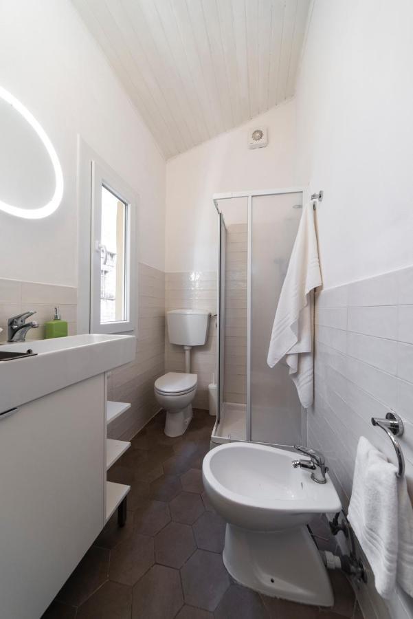 Reggio Center Lovely Apartments レッジョ・エミリア エクステリア 写真