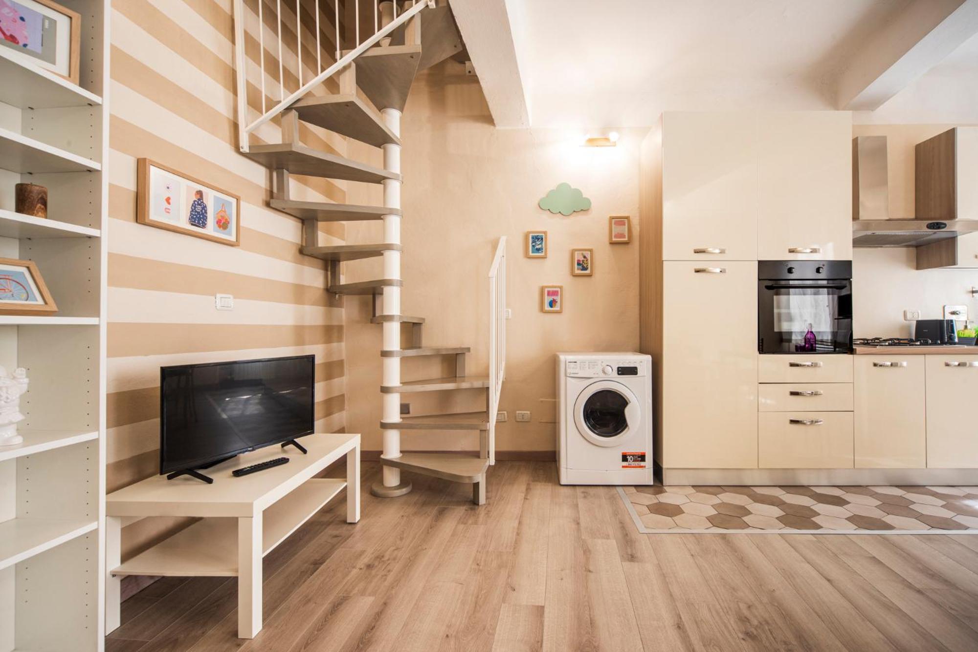 Reggio Center Lovely Apartments レッジョ・エミリア エクステリア 写真