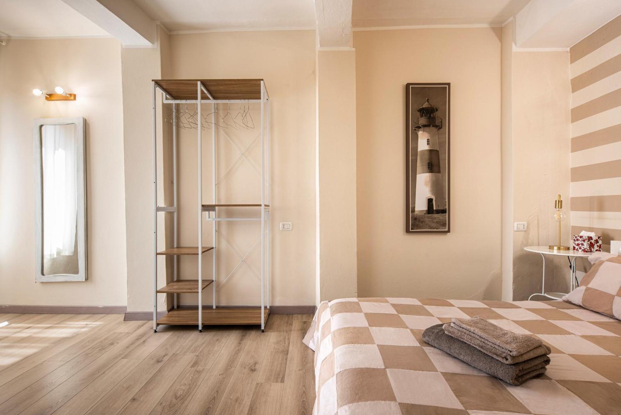 Reggio Center Lovely Apartments レッジョ・エミリア エクステリア 写真