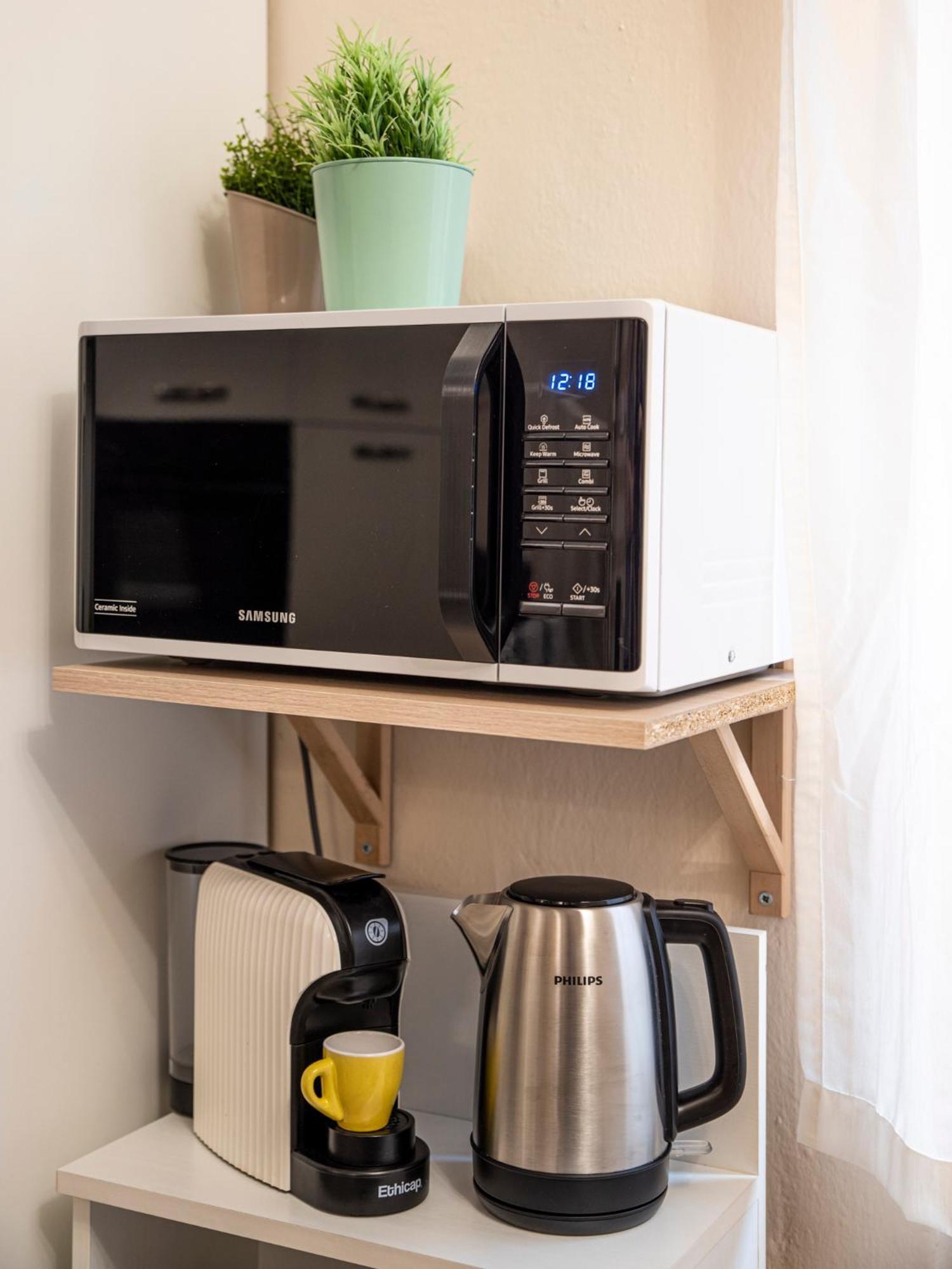 Reggio Center Lovely Apartments レッジョ・エミリア 部屋 写真
